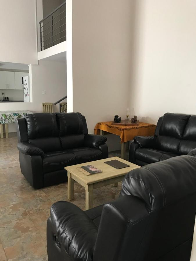 Simunye Livivane Guest House מראה חיצוני תמונה